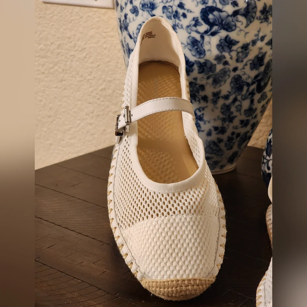 MICHAEL Michael Kors Women's Lynn White Mesh Ballet Espadrille Size 10